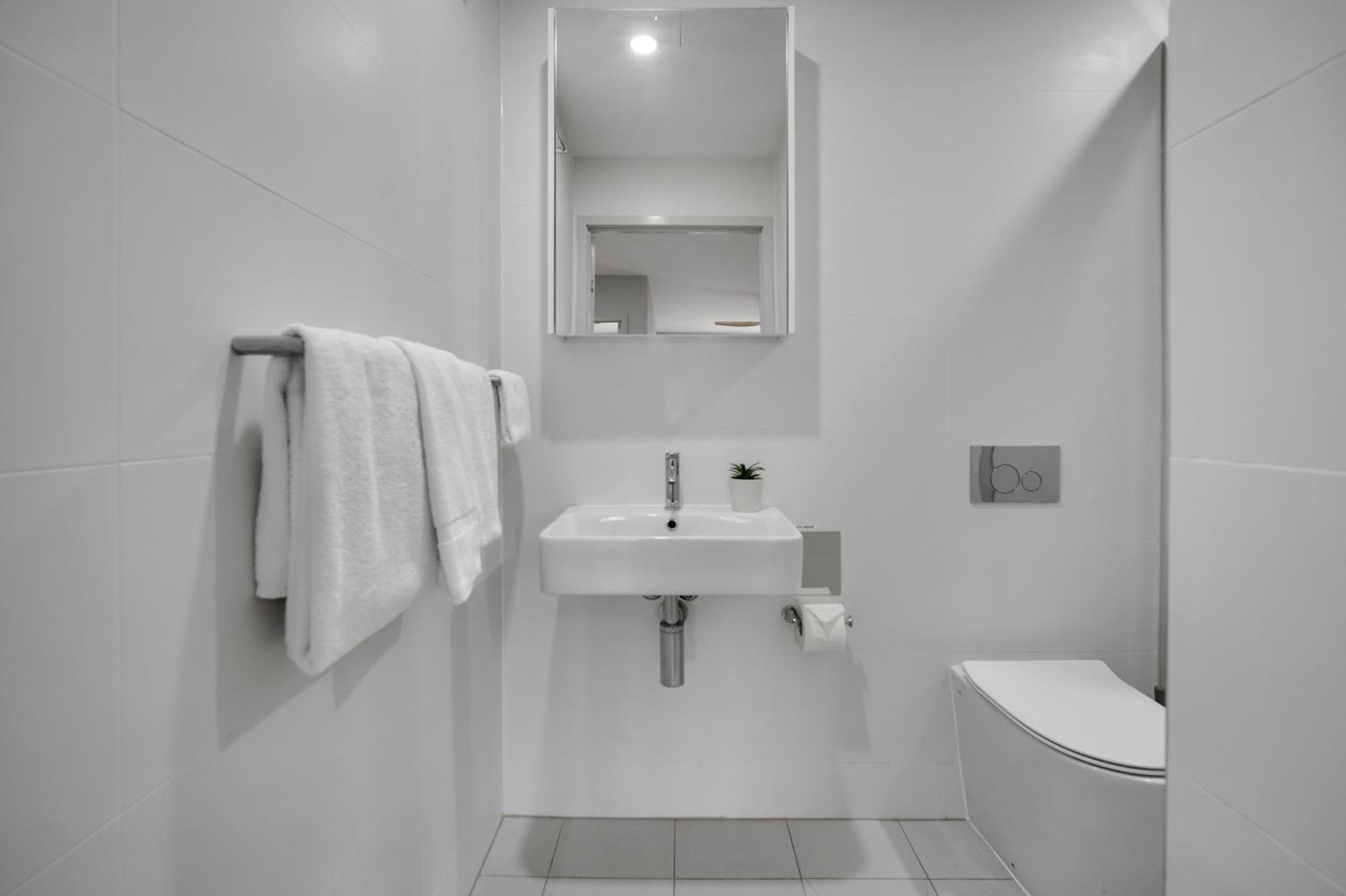 Belmoral Corporate Suites (Adults Only) 타운즈빌 외부 사진