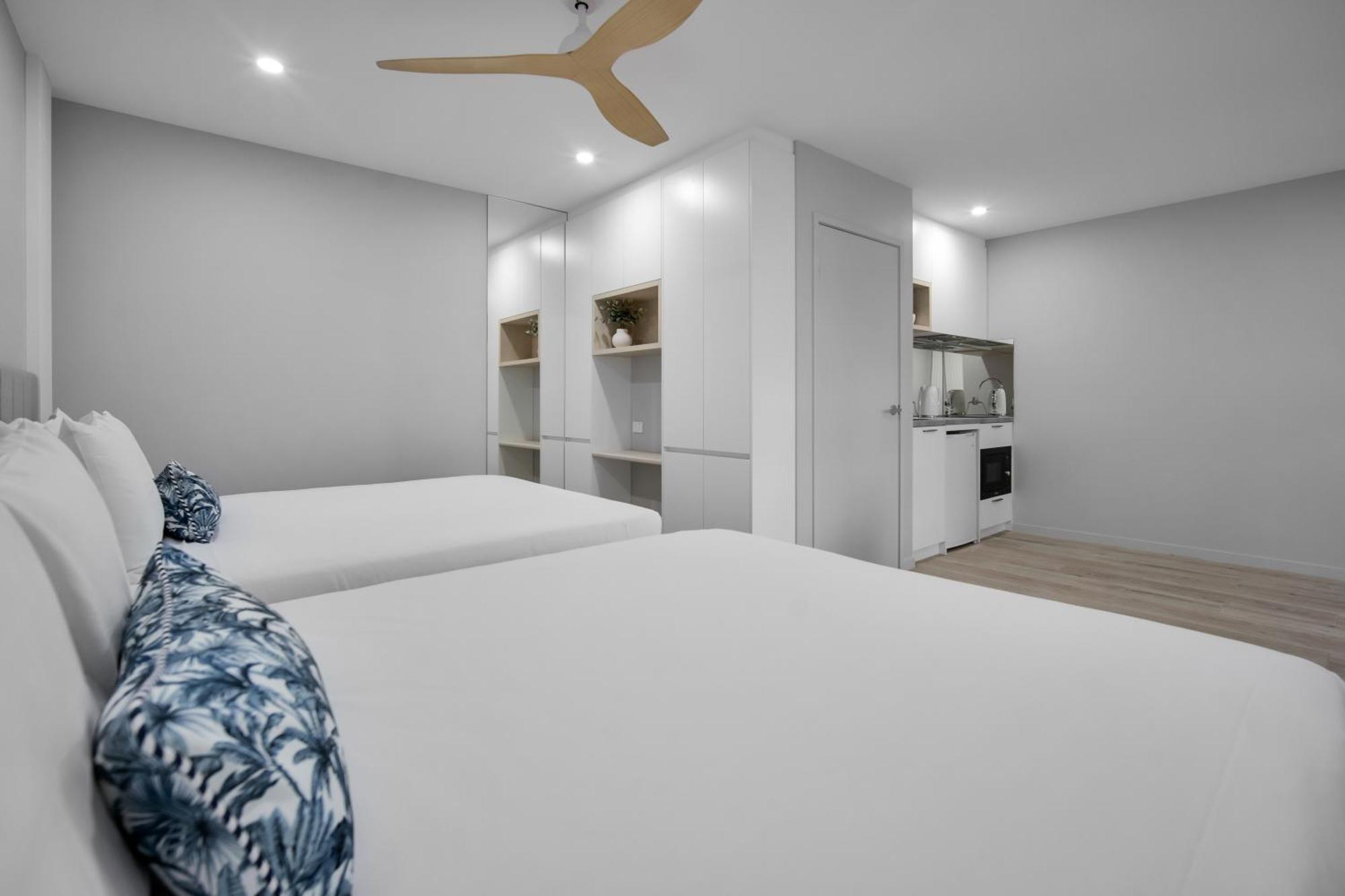 Belmoral Corporate Suites (Adults Only) 타운즈빌 외부 사진