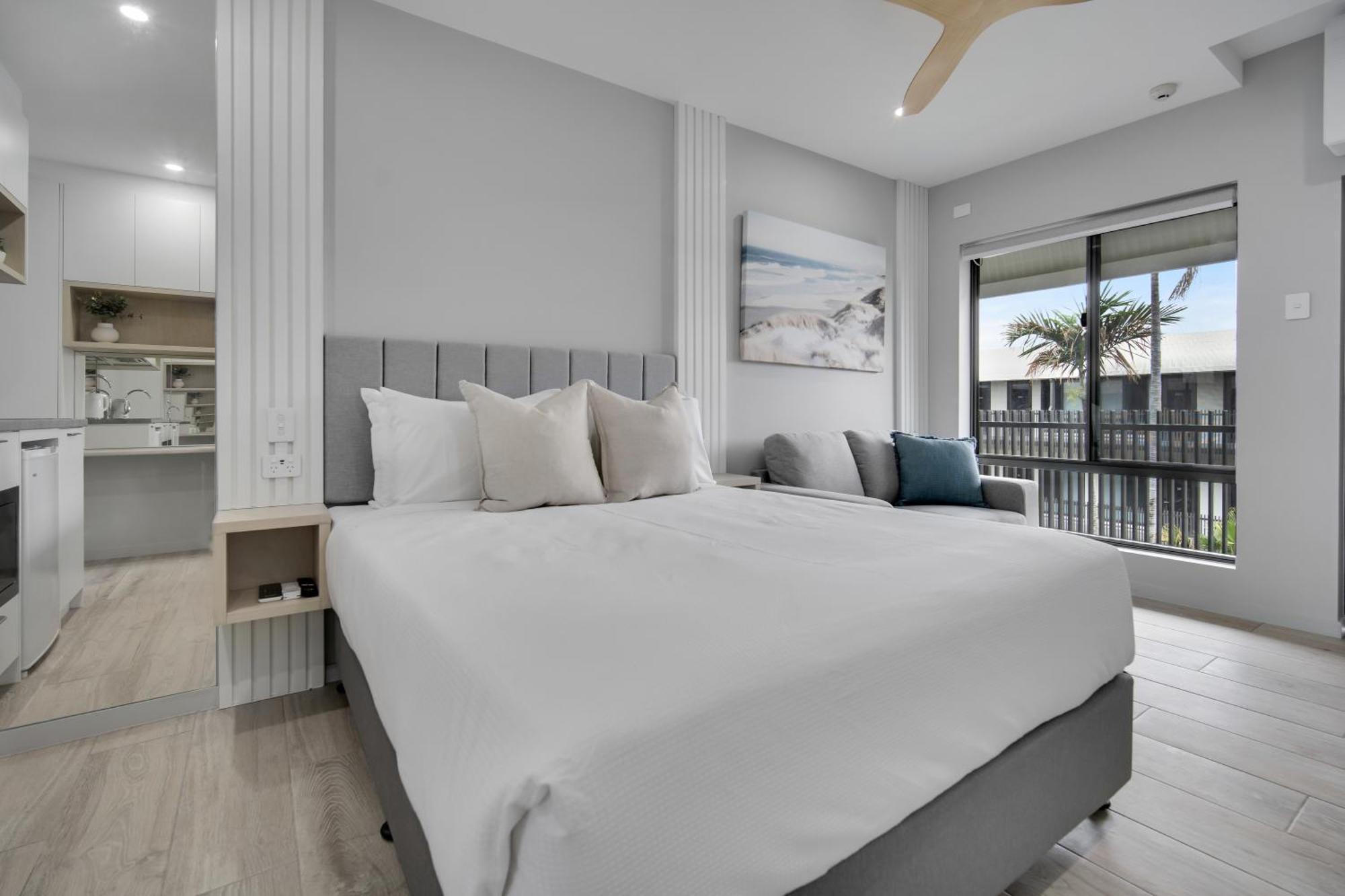 Belmoral Corporate Suites (Adults Only) 타운즈빌 외부 사진