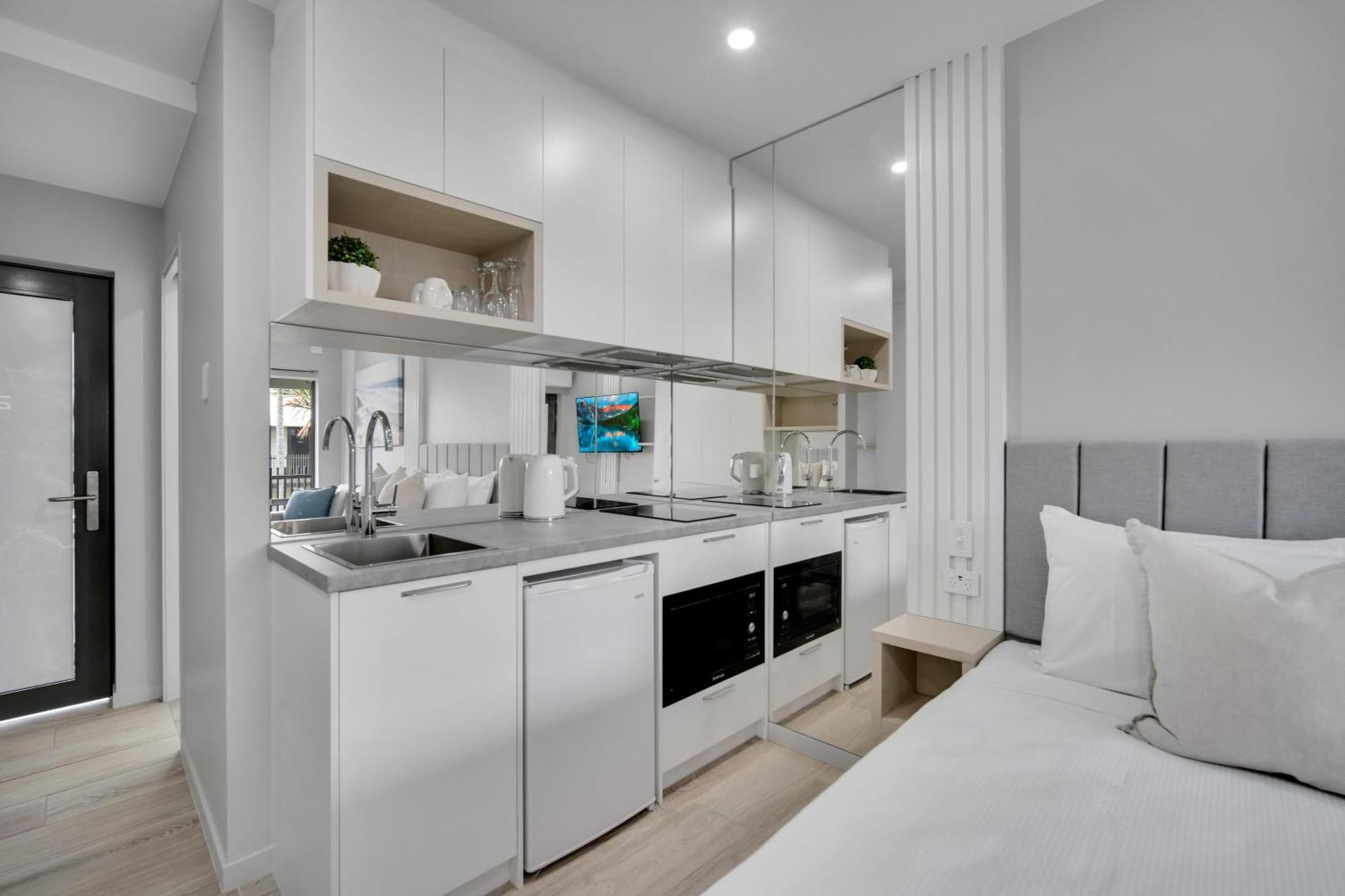 Belmoral Corporate Suites (Adults Only) 타운즈빌 외부 사진